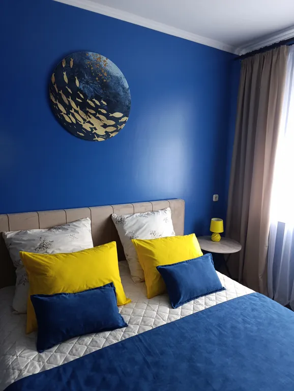 Просторная квартира в центре города с видом на ТЦ Old City