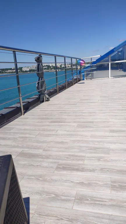 Шикарный вид на вход в Севастопольскую бухту