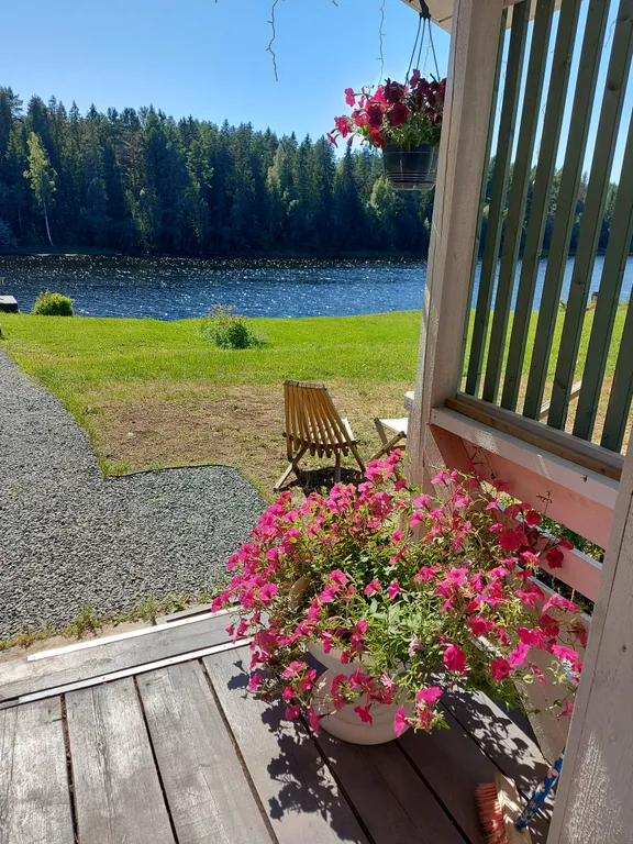 Коттедж Дом в Карелии с видом на реку — Нурмойла