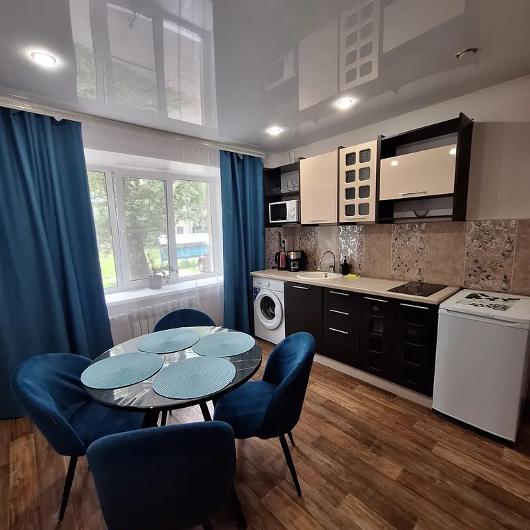 Квартира Просторная квартира в центре посёлка — Красноярск