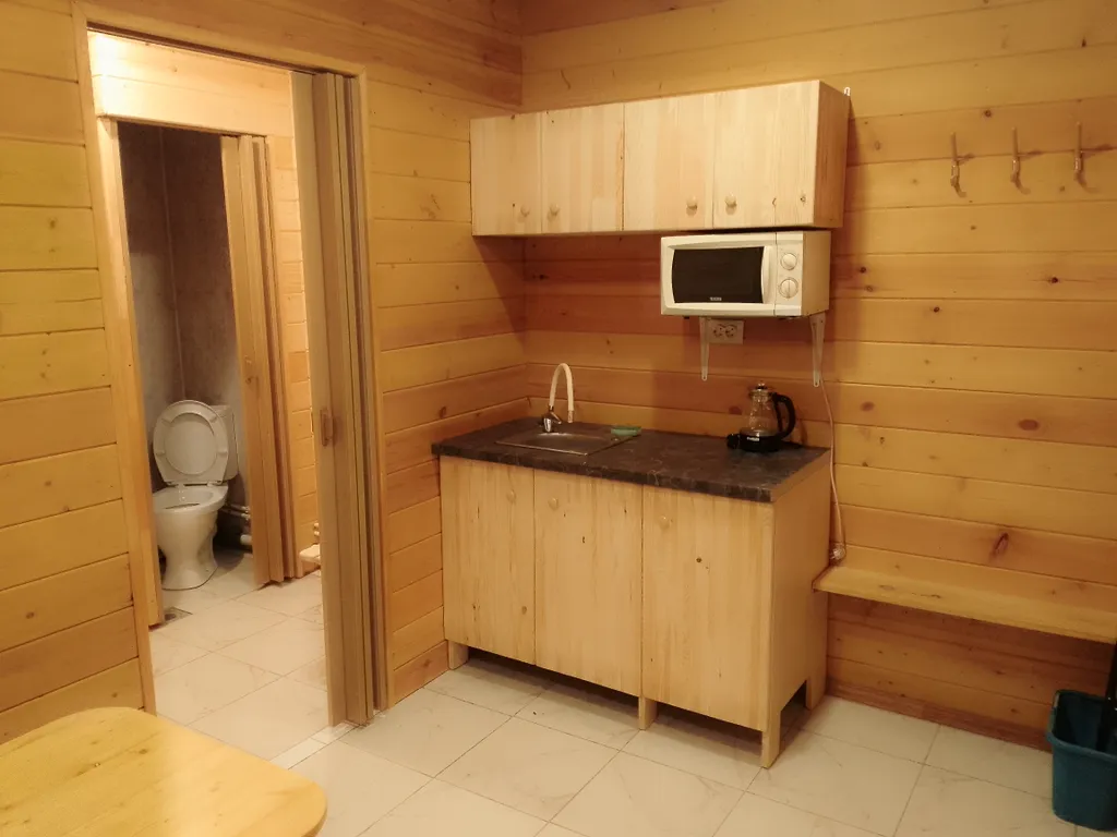 Отдельный номер в доме с баней на дровах и мангалом