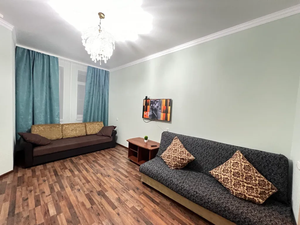 Двухкомнатная квартира в центре города, в новом доме