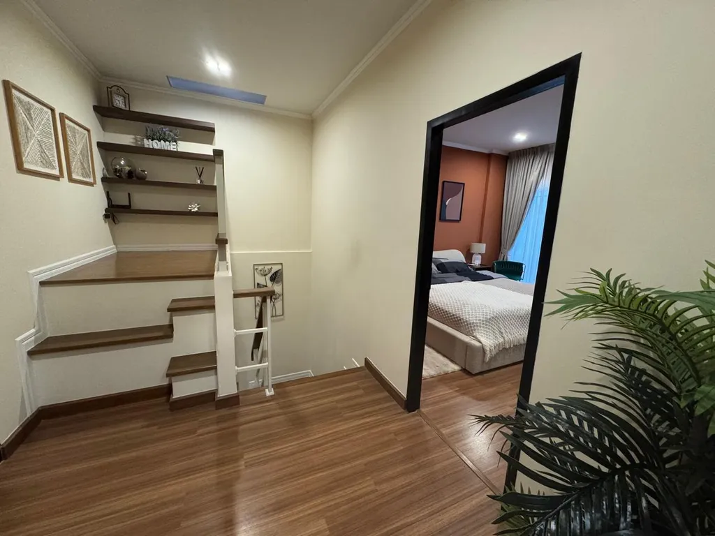 SvoyLux солнечный остров в океане