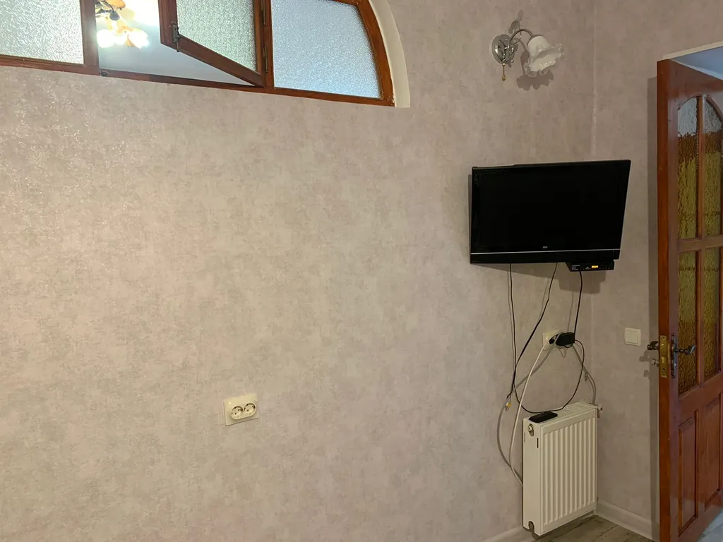 Квартира Уютная 2-х комнатная квартира — Евпатория