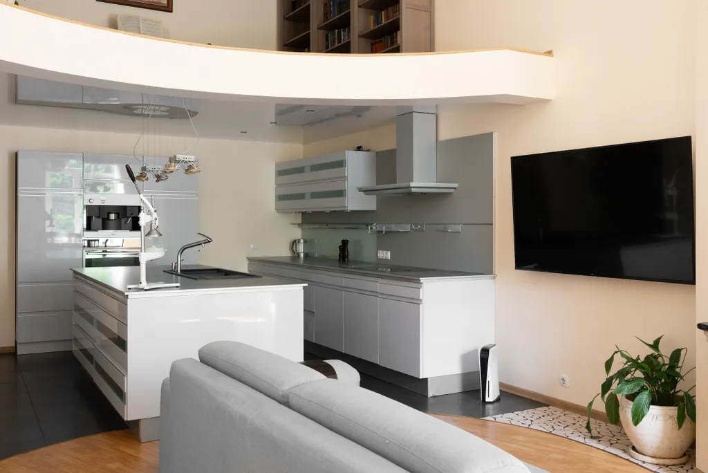 Двухэтажная квартира в центре города