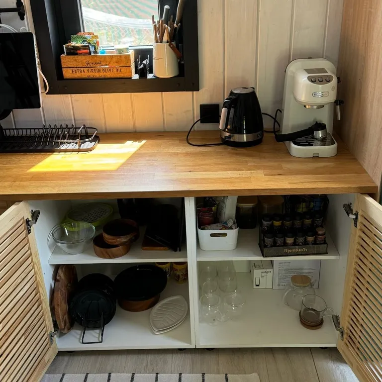 Собер Дача - частный дом рядом с лесом и винодельней