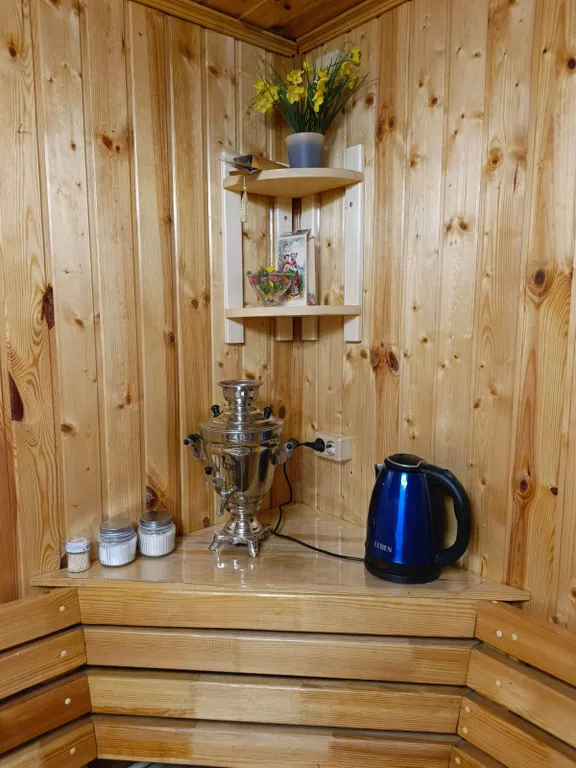 Дом коттедж в черте города