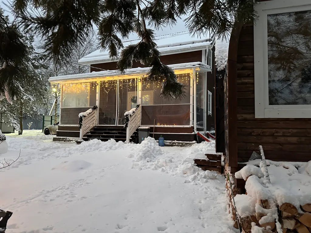 Коттедж Дом в уединенном тихом месте рядом с лесом — аренда посуточно в Истра