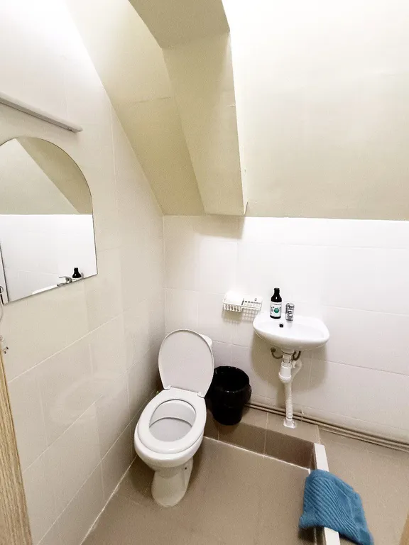 Стандартный одноместный номер на мансардном этаже