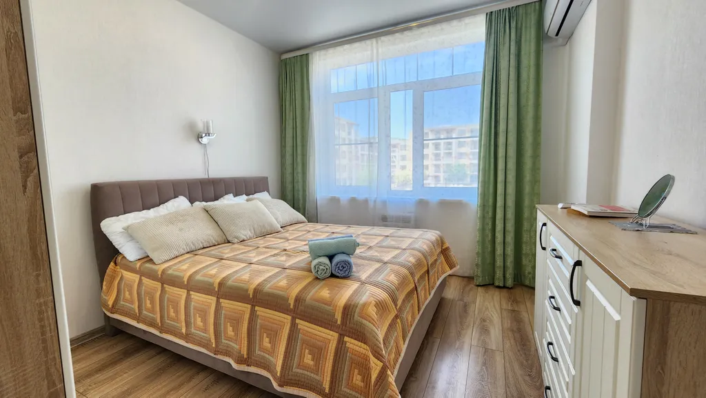 Уютная евротрешка с двумя балконами