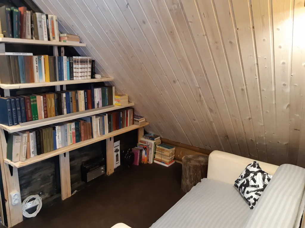 Дом Избушка Луна