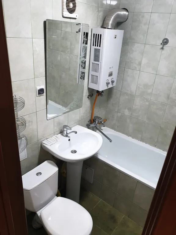 Уютная квартира в самом центре города, поездки в горы