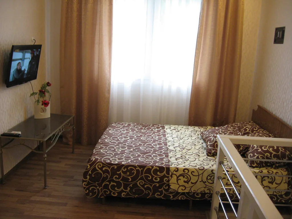 Коттедж Двухэтажный домик около набережной Ялты и Приморского пляжа — Ялта