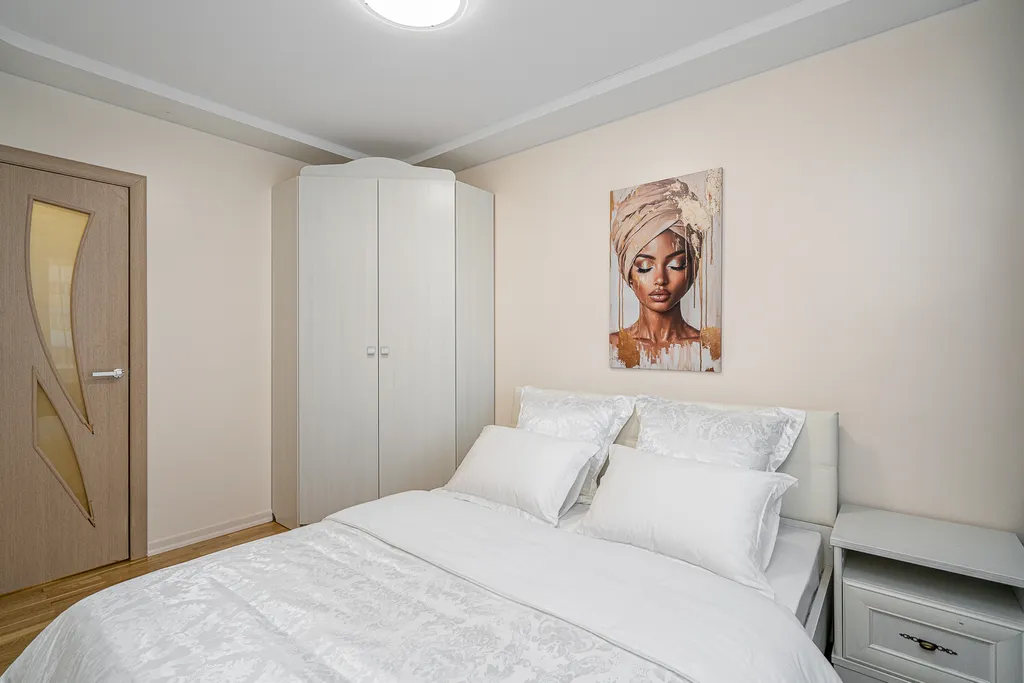 Апартаменты Ladgorna четырехкомнатные возле ТЦ Галерея