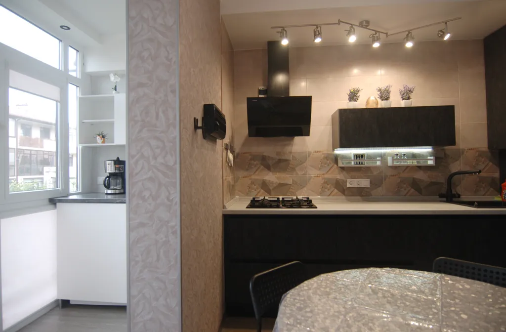 Полноценная стильная двушка рядом пляж Факел