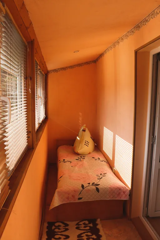 Просторный и уютный семейный номер с лоджией у моря