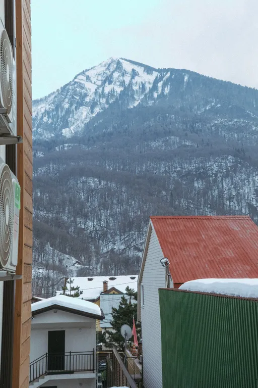 Студия Смена обстановки в горах
