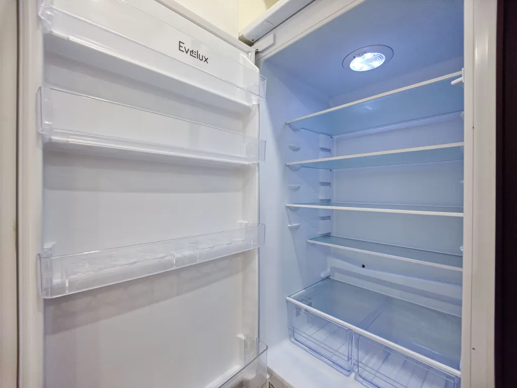 Апартаменты категории люкс 3-х комнатный на первой береговой линии