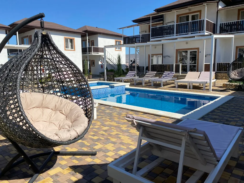 Двухкомнатный апартамент с террасой