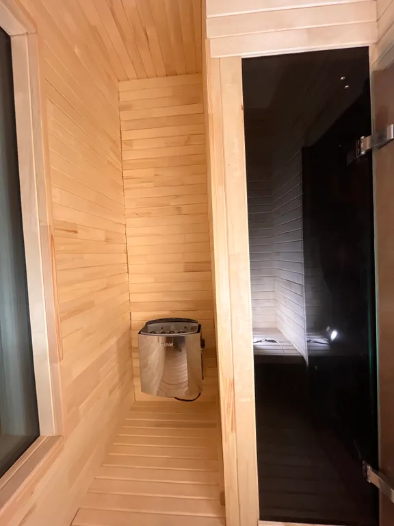 Домик на озере