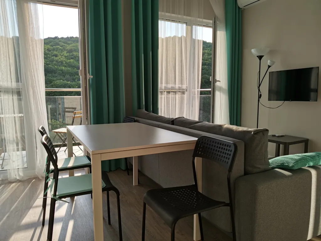 Квартира у самого моря и можжевеловой рощи