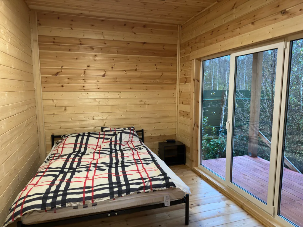 Коттедж Дом с видом на лес — Стеклянный