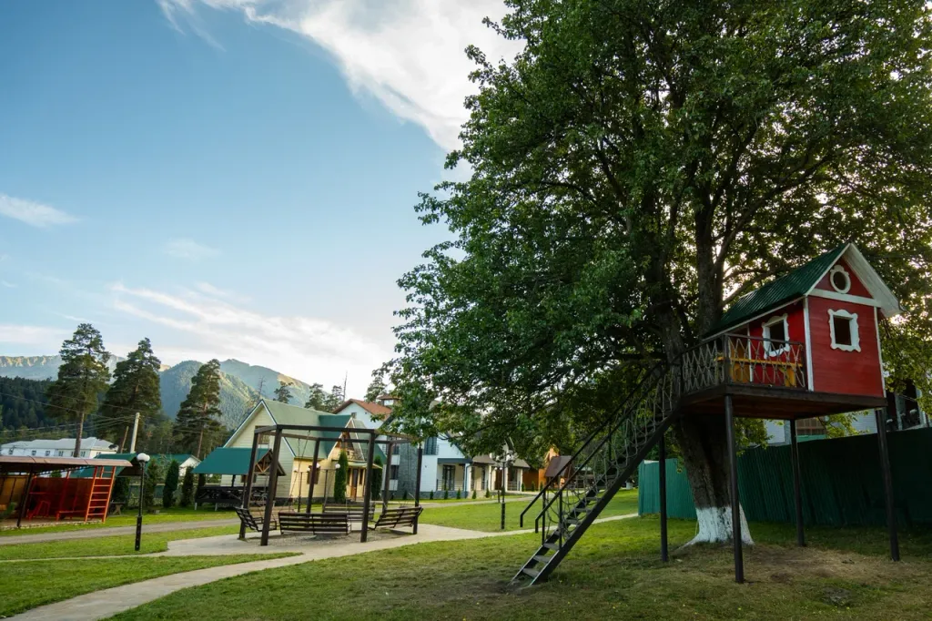 Коттедж Коттедж из древнего сруба в горах — Архыз