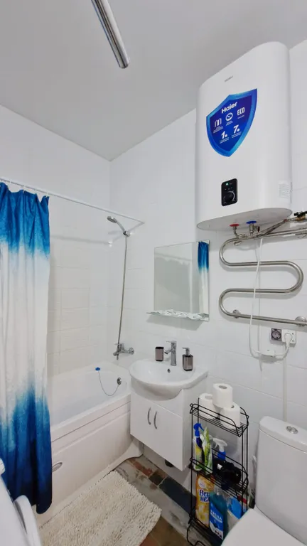 Квартира Уютная евро однушка с видом на бассейн — Варваровка