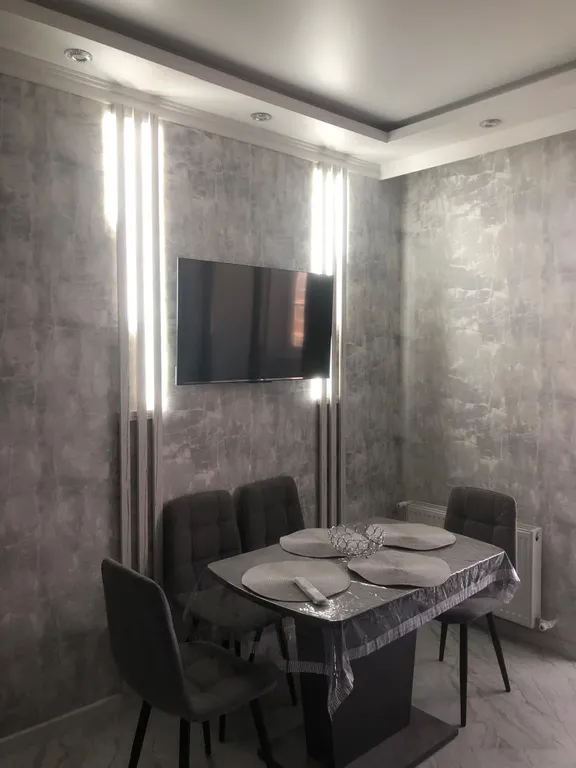 Квартира Красивая двухкомнатная квартира — Цемдолина