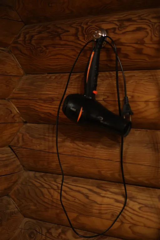 Коттедж с двумя спальнями, баней и открытым бассейном