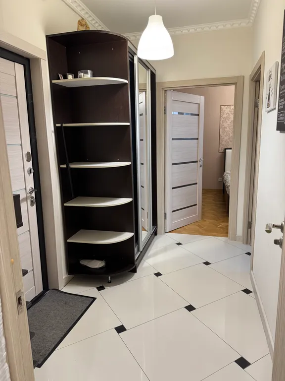 Рады видеть вас в нашей уютной , светлой квартире в Изумрудных Холмах