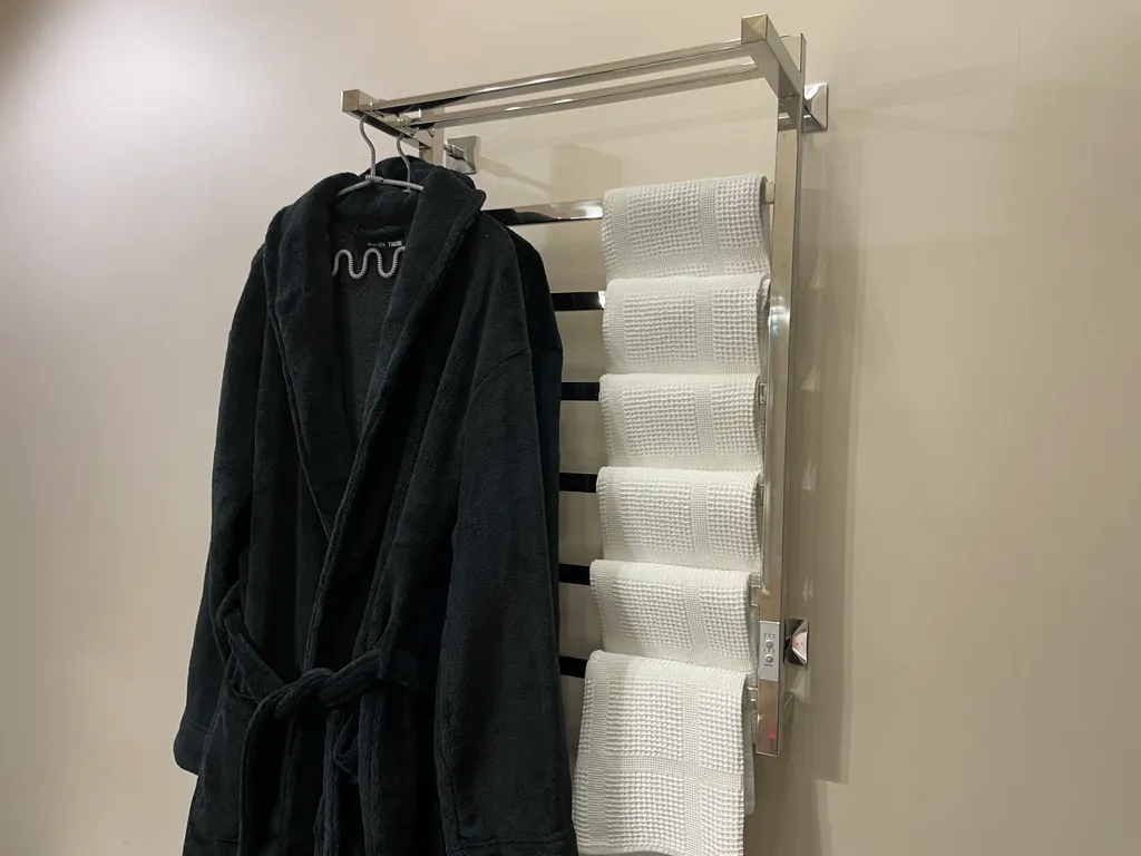 Лофт с террасой в центре на набережной, Закрытый двор