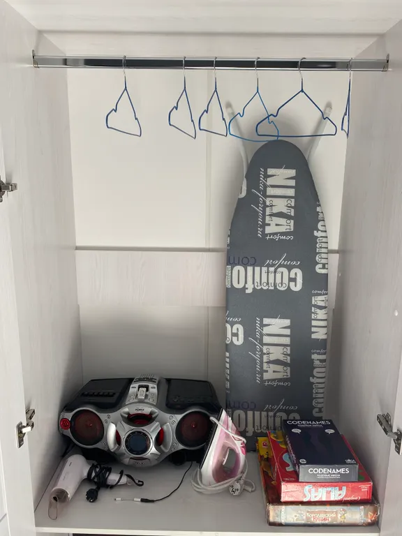 Просторная, светлая квартира с кондиционером в новом жк, не студия