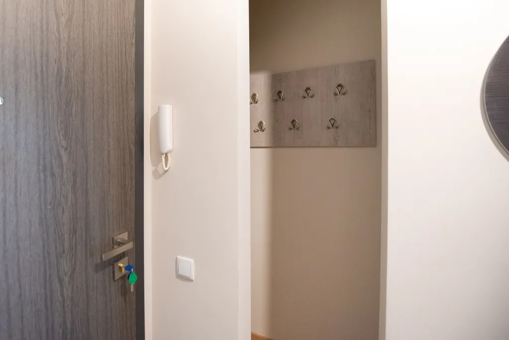 Светлая квартира с видом на город и Мтацминду