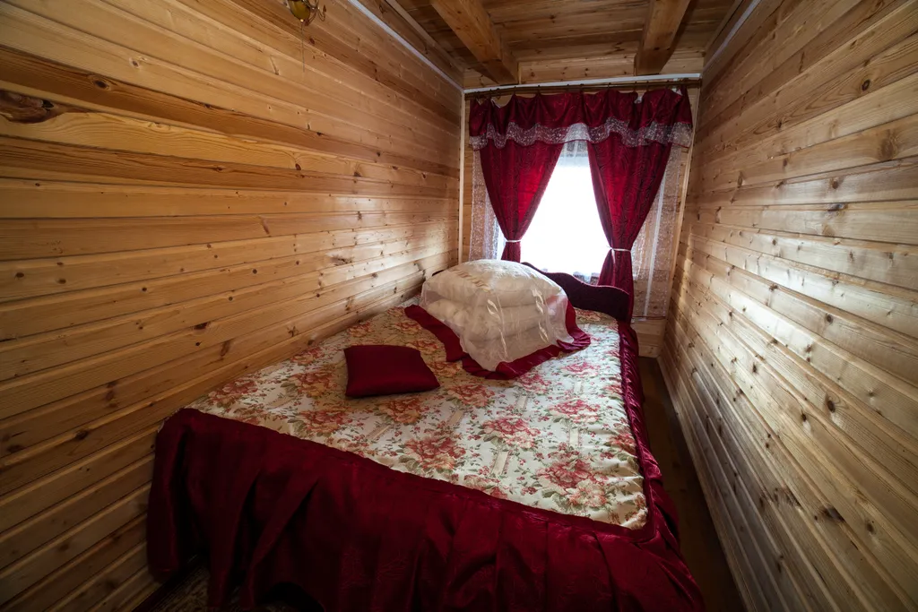 12-комнатный Дом