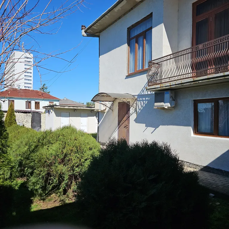 Гостевой Дом Азалия Комната в стиле Бунгало в 50 м от моря