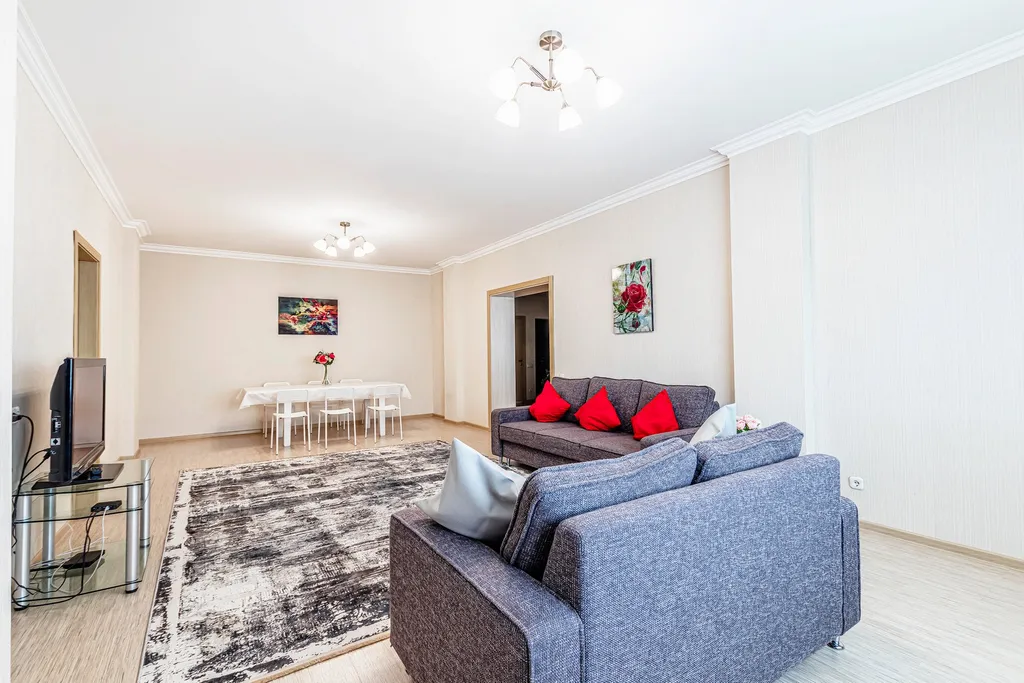 Уютная квартира для гостей столицы в самом центре левобережья