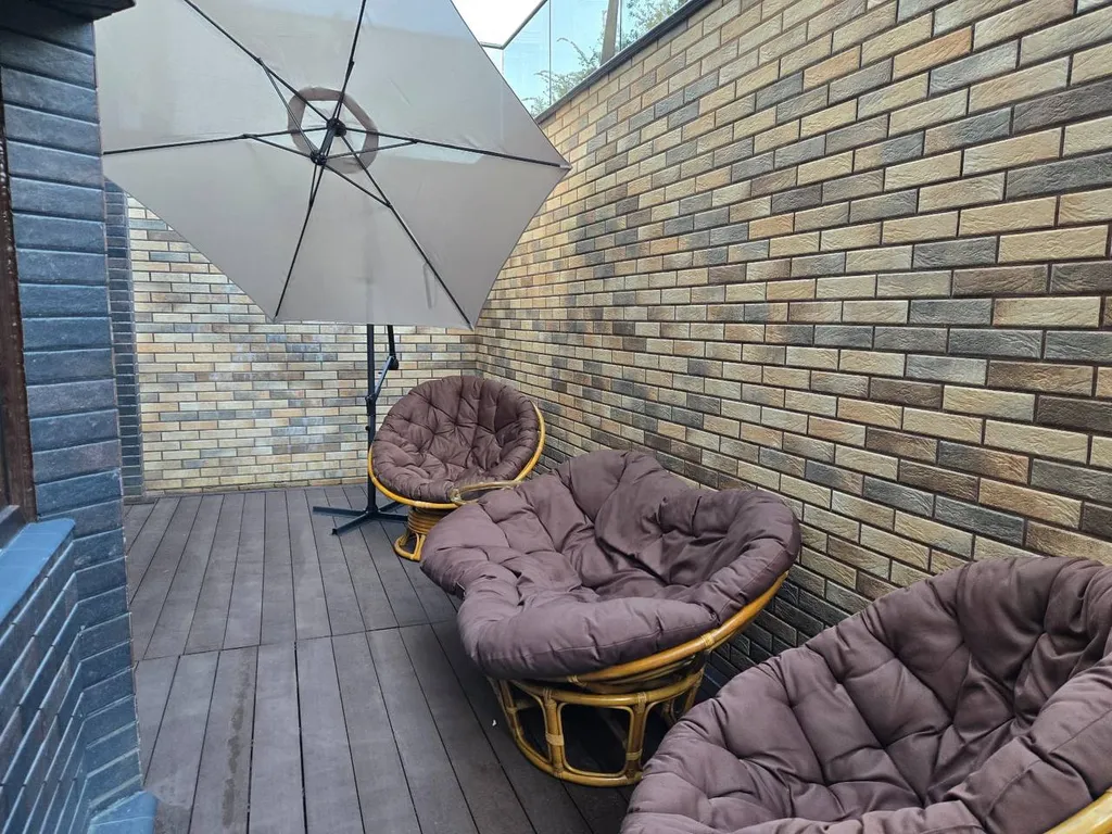 Уютная двухуровневая квартира на Берегу моря