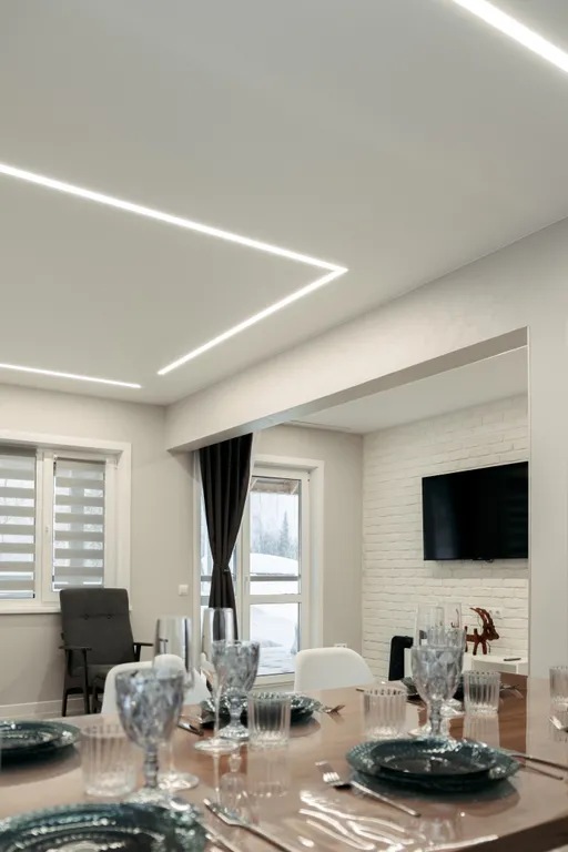 Уютный дом у склонов