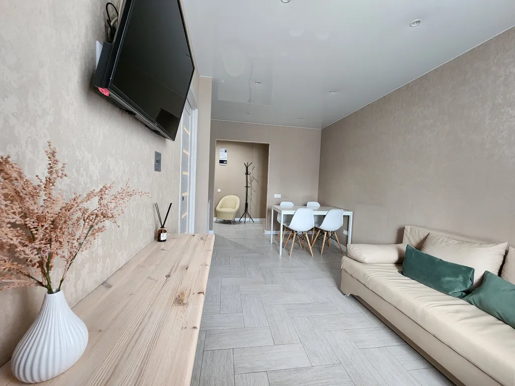 Квартира с отдельной спальней и кухней-гостиной