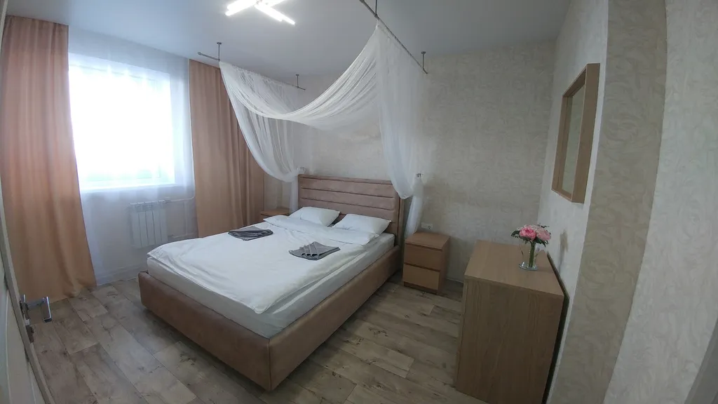 Евродвушка с камином и джакузи около увауга