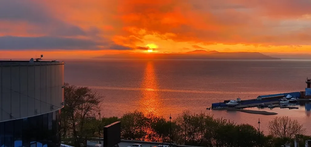 Квартира Где начинался город, с видом на море — аренда посуточно в Владивосток