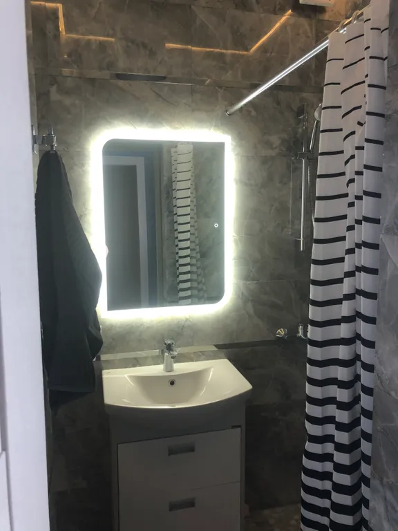 Квартира 3-комнатная Квартира — Малый Маяк