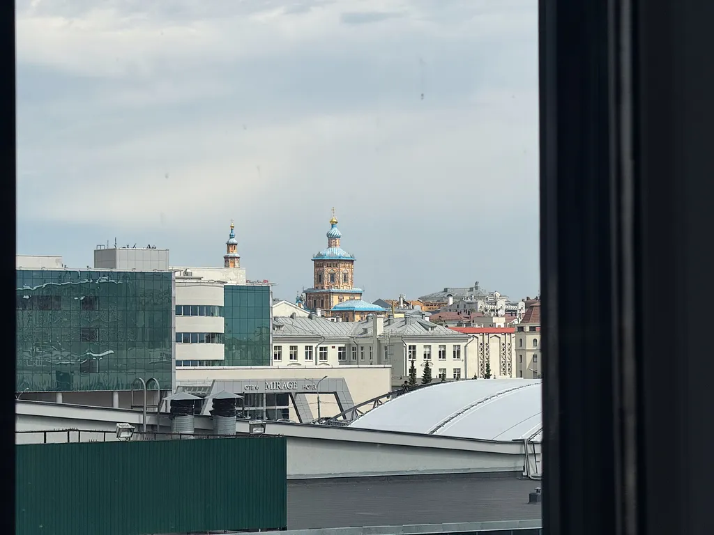 Солнечная 3-х комнатная квартира в самом центре