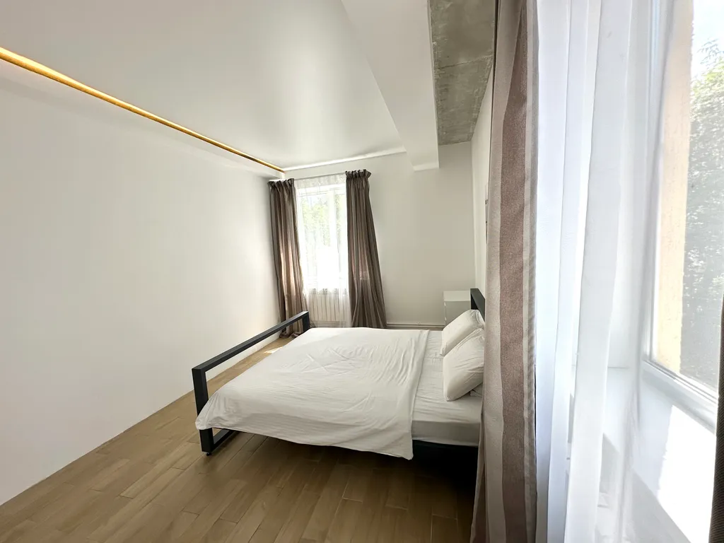 Светлый апартамент столица 2304