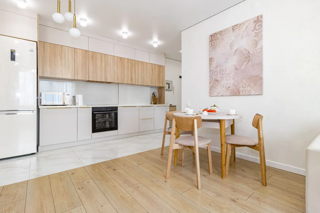 Апартамент с 2 спальнями рядом с Хан шатром