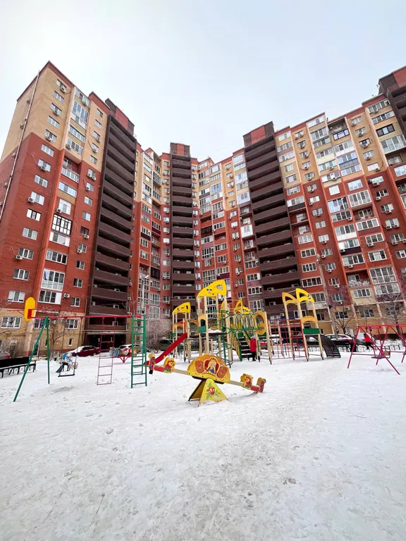 Новая уютная студия с видом на Волгу в центре