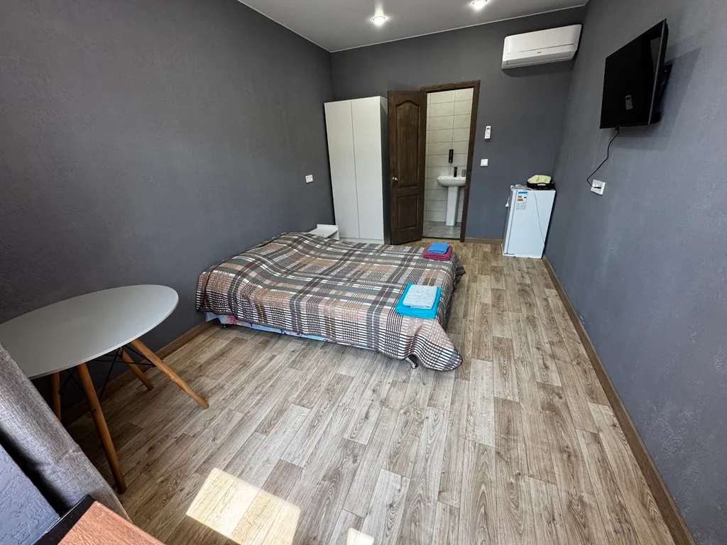 Квартира Комната — аренда посуточно в Щёлкино