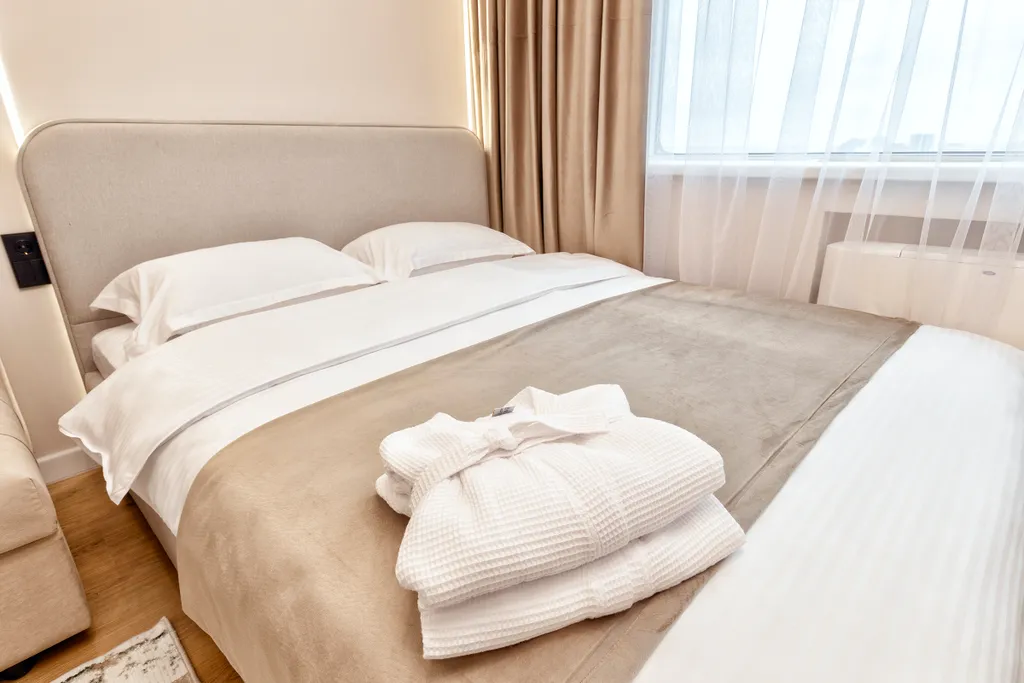 Элитная студия с панорамным видом из окна в самом центре столицы