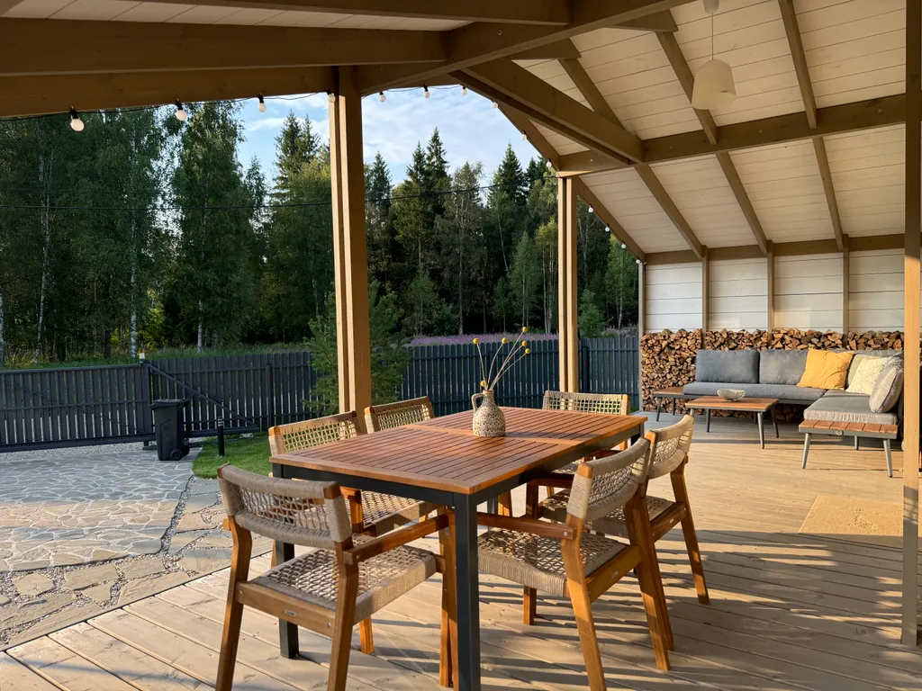 Уютный загородный дом в тишине